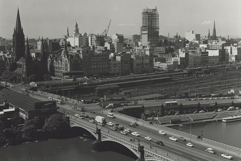 93-Vintage-Melb-Princes-Bridge-and-Melbourne-Skyline-1960.jpeg